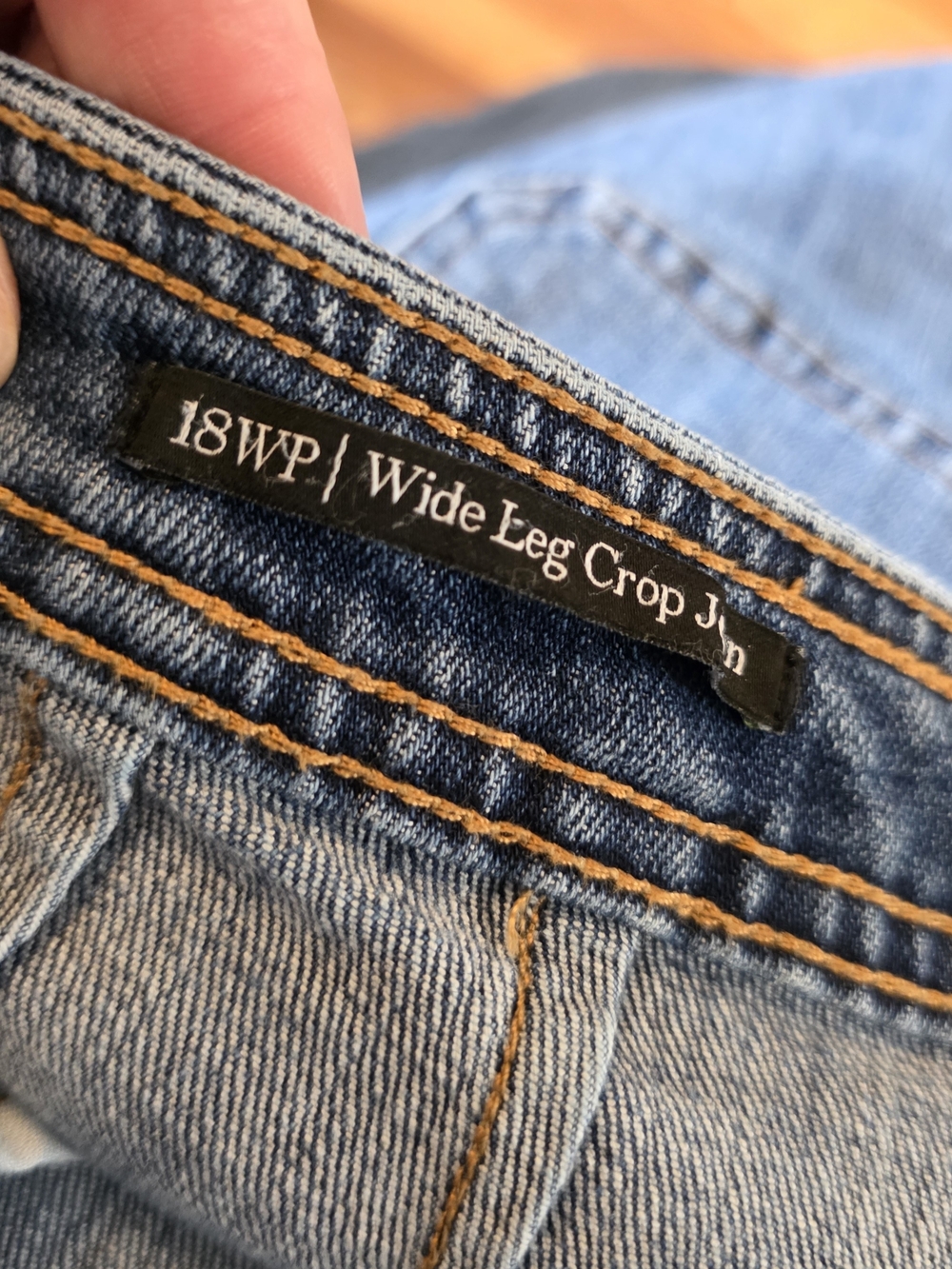 Talbots Wide Leg Crop Blue Medium Wash Jeans Size 18WP - Picture 10 of 11